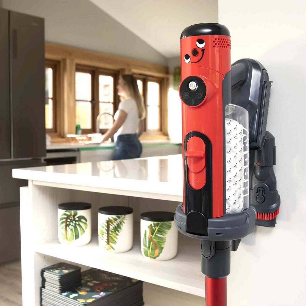 Numatic Henry Quick Vacuum with 60 Minutes Run Time in Red - 916177 image 3