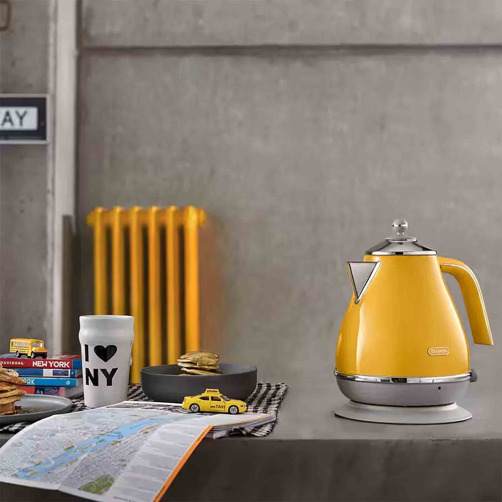 Delonghi Icona Capitals 1.7L Kettle in Yellow - KBOC3001Y image 2