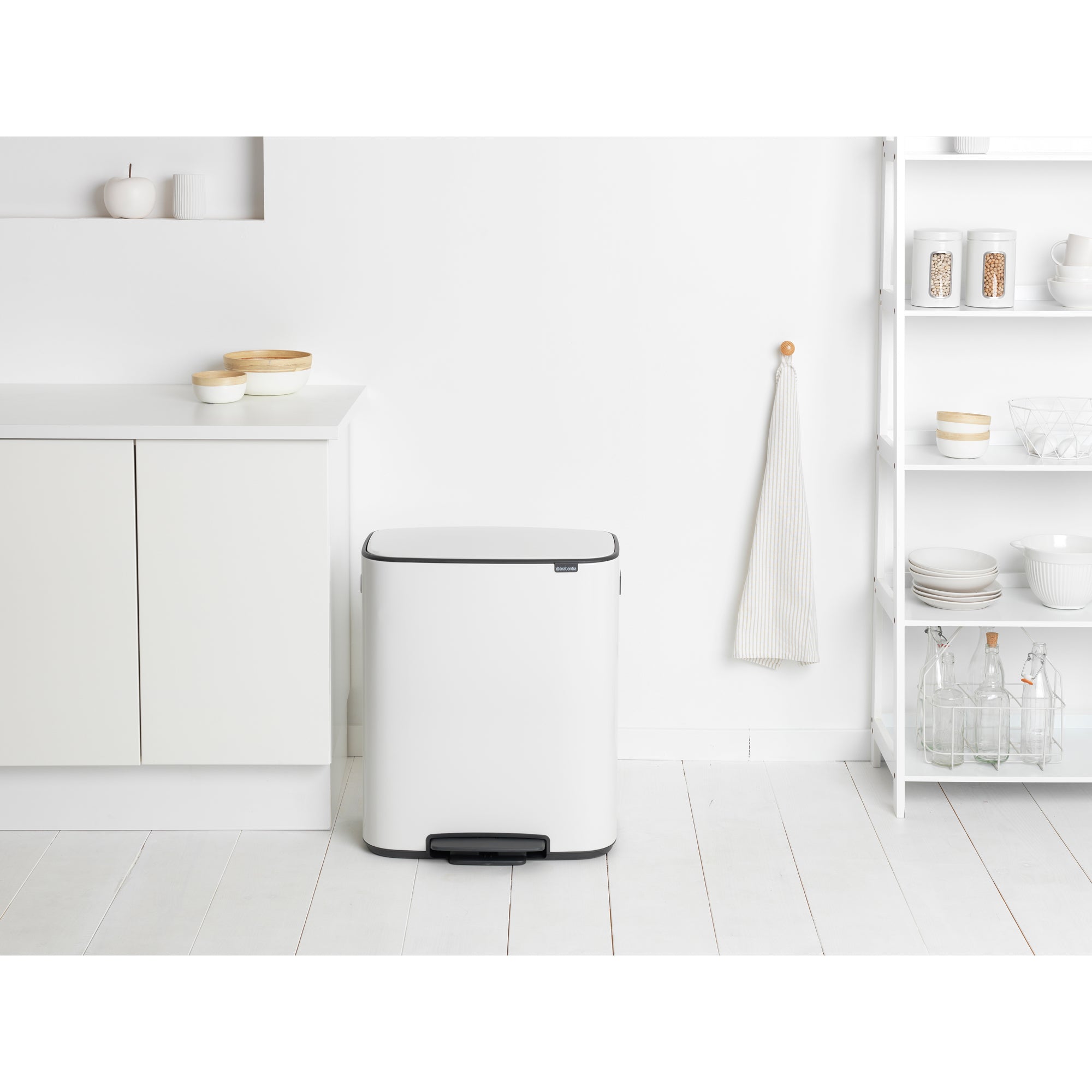 Brabantia Bo 60L Single Compartment Pedal Bin - White (211300)