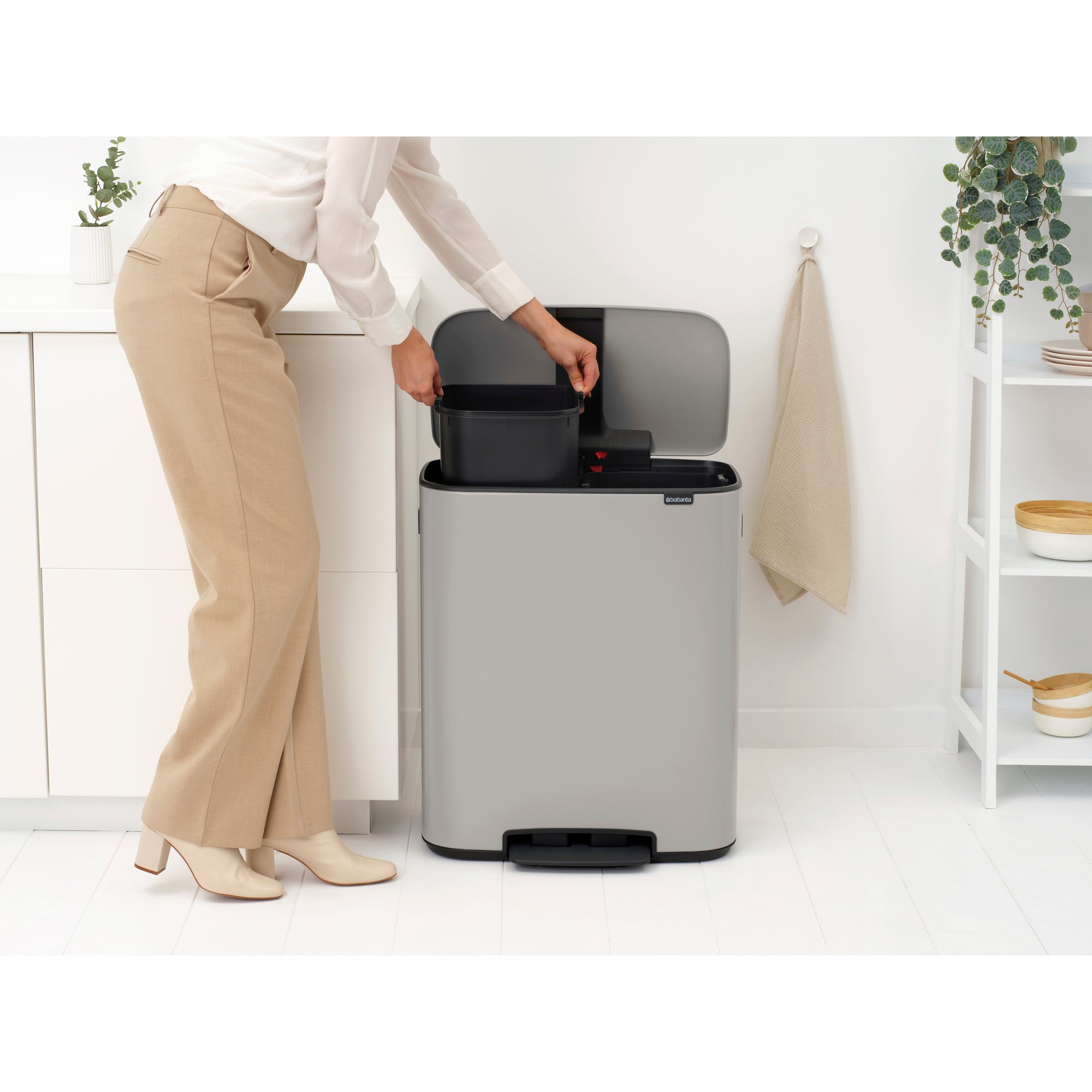 Brabantia Bo 2 x 30L Dual Compartment Pedal Bin - Soft Grey (255069)