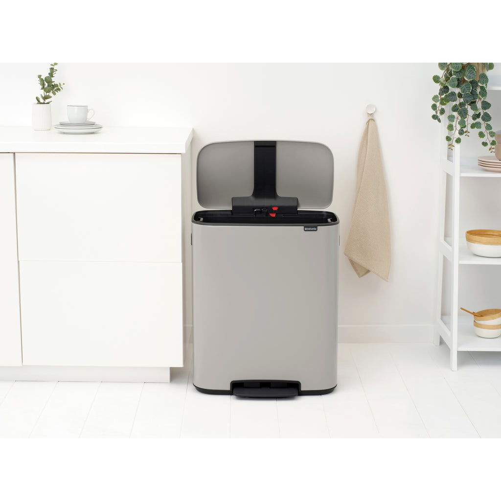 Brabantia Bo 60L Single Compartment Pedal Bin - Soft Grey (255083)