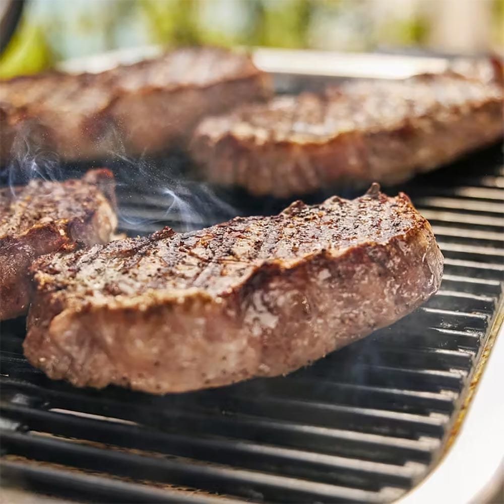 Weber Lumin Electric Barbecue in Black - 92010974 image 3