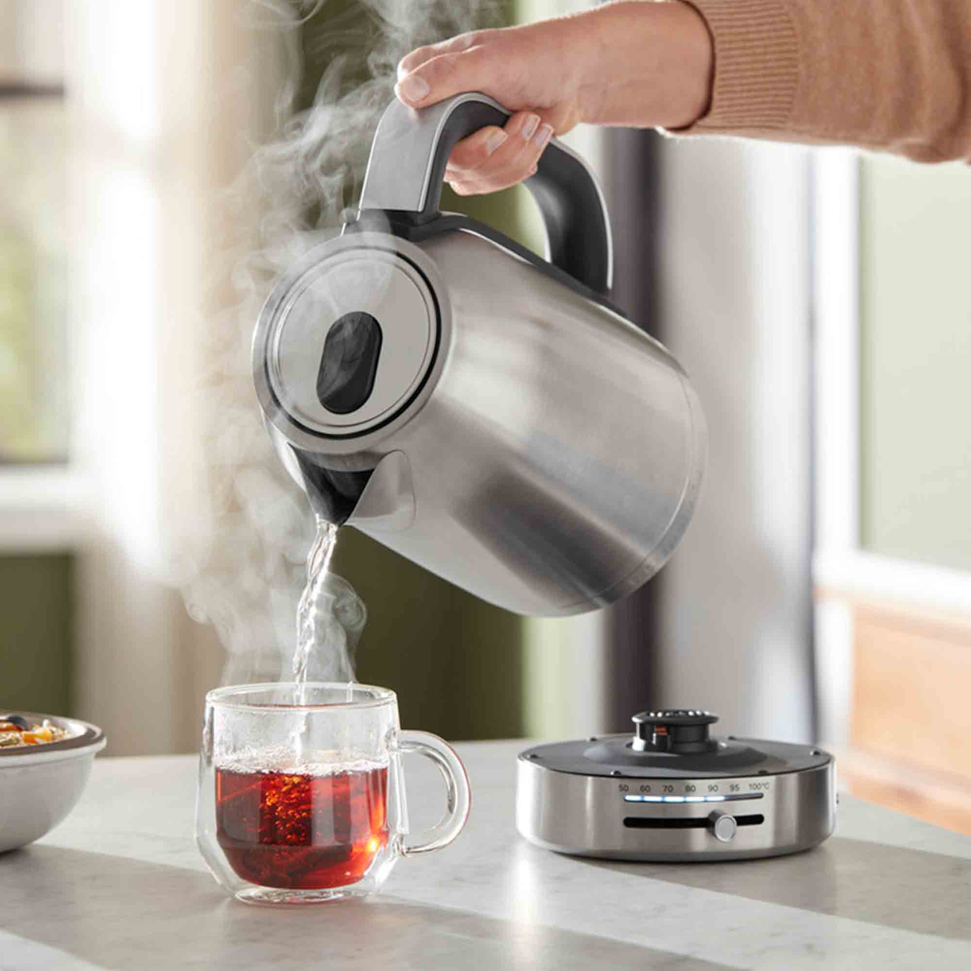 KitchenAid 1.7L Variable Temperature Kettle in Stainless Steel 5KEK1701BSX image 5