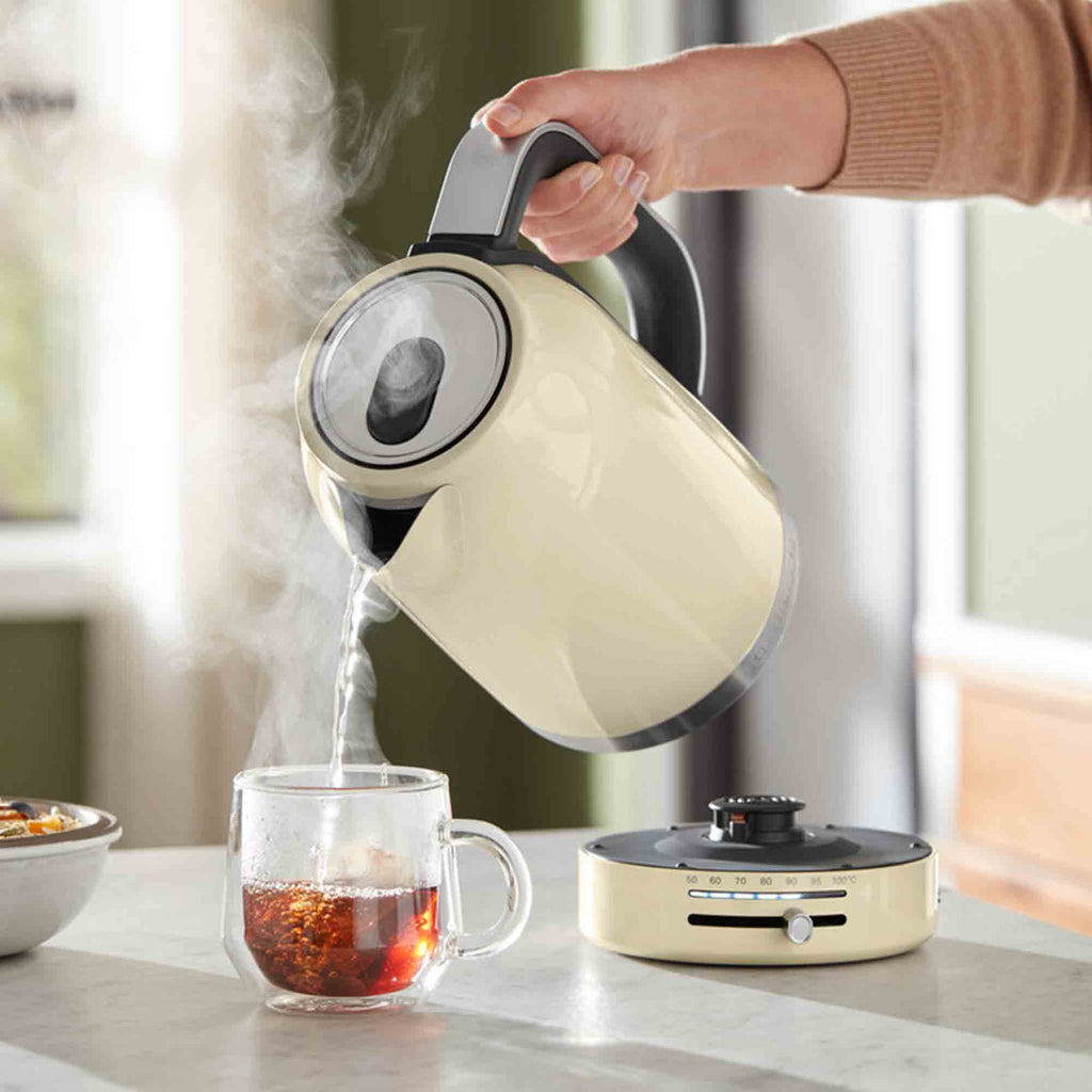KitchenAid 1.7L Variable Temperature Kettle in Almond Cream 5KEK1701BAC image 4