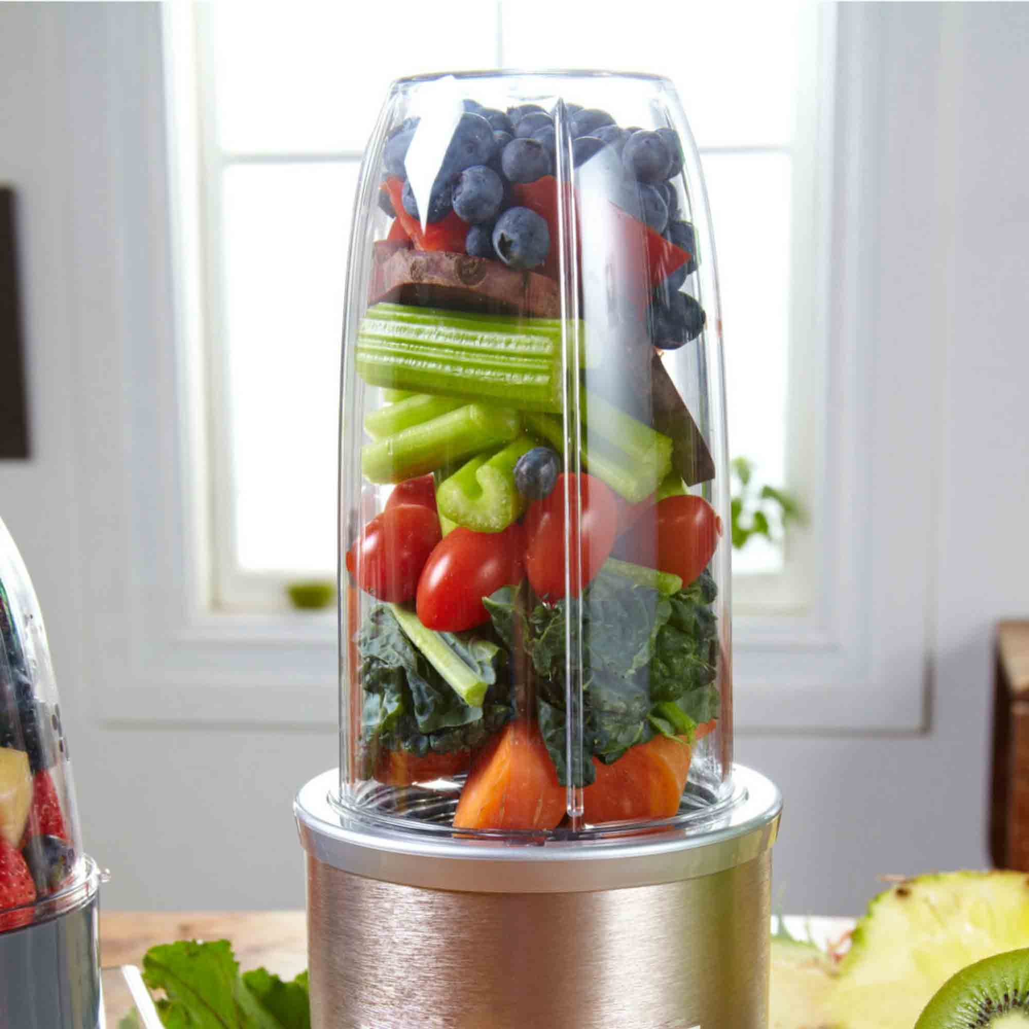 Nutribullet 900 Series Blender in Champagne - NBLP9 image 3