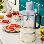 KitchenAid 5KFP0921BAC 2.1L Food Processor in Almond Cream image 5