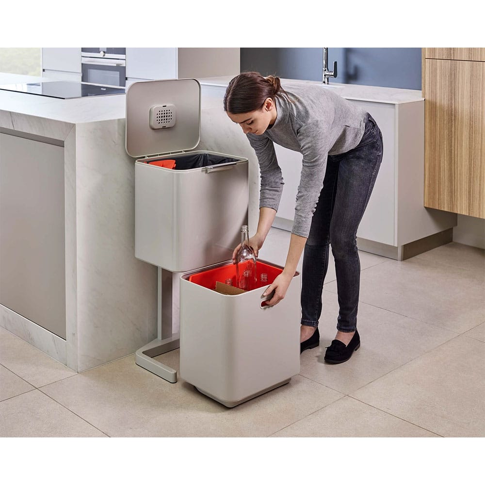 Joseph Joseph Totem Max 60L Waste Separation and Recycling Bin in Carbon Black image 3