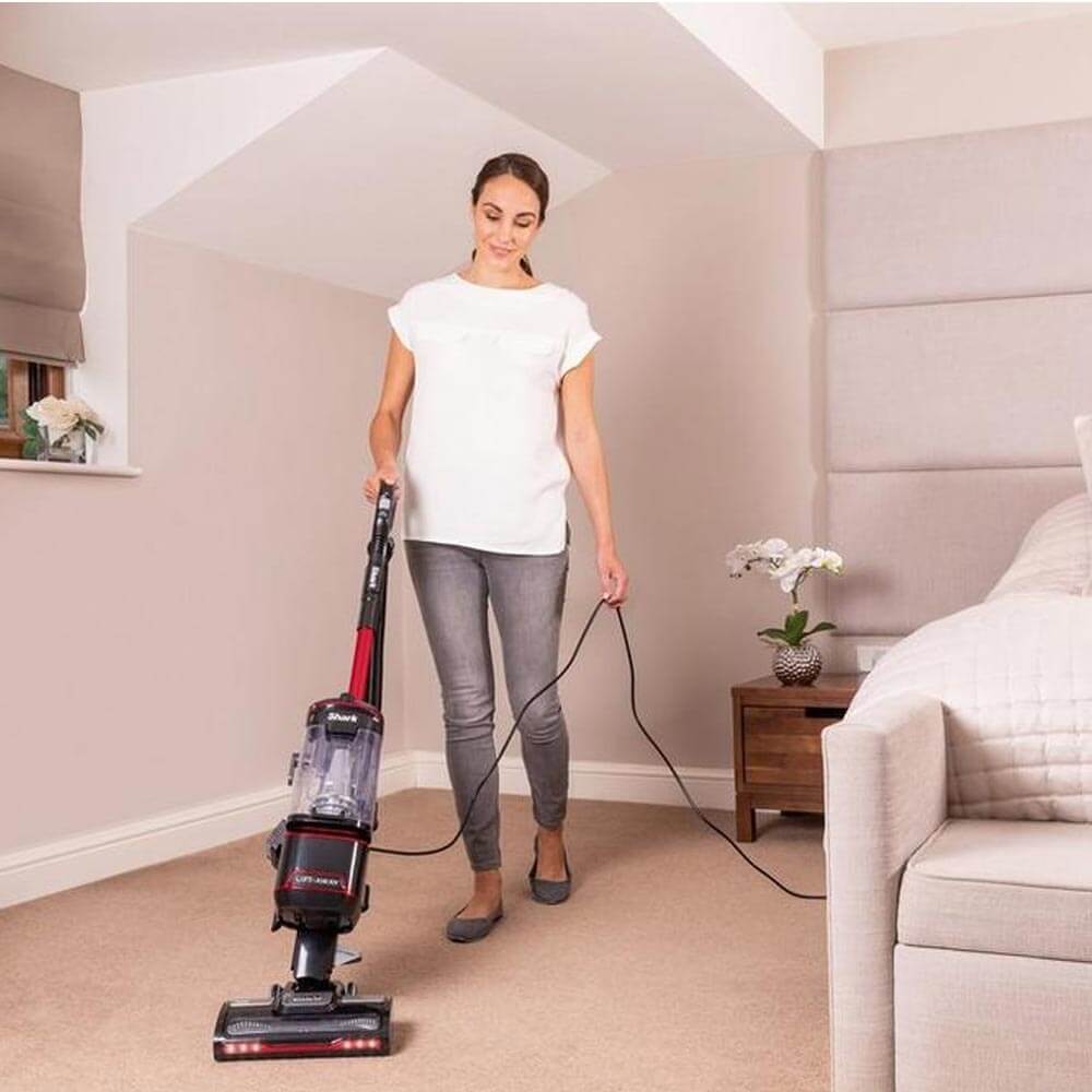 Shark Lift-Away Upright Vacuum Cleaner, Pet Model NV602UKT image 2