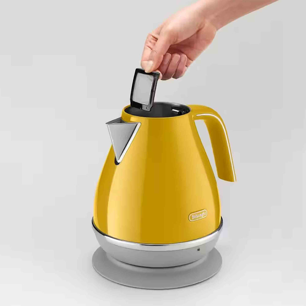 Delonghi Icona Capitals 1.7L Kettle in Yellow - KBOC3001Y image 4
