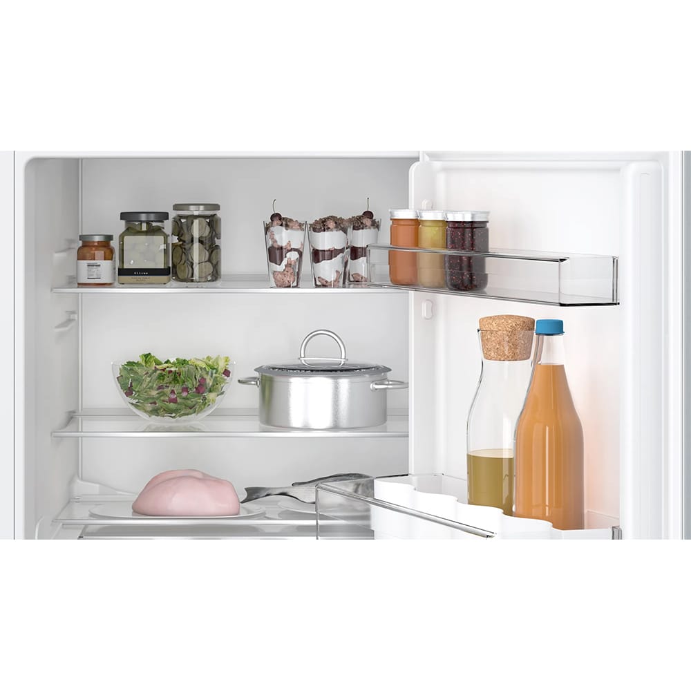 Bosch KUR21VFE0G Integrated Undercounter Larder Fridge, 134 Litres, White image 9
