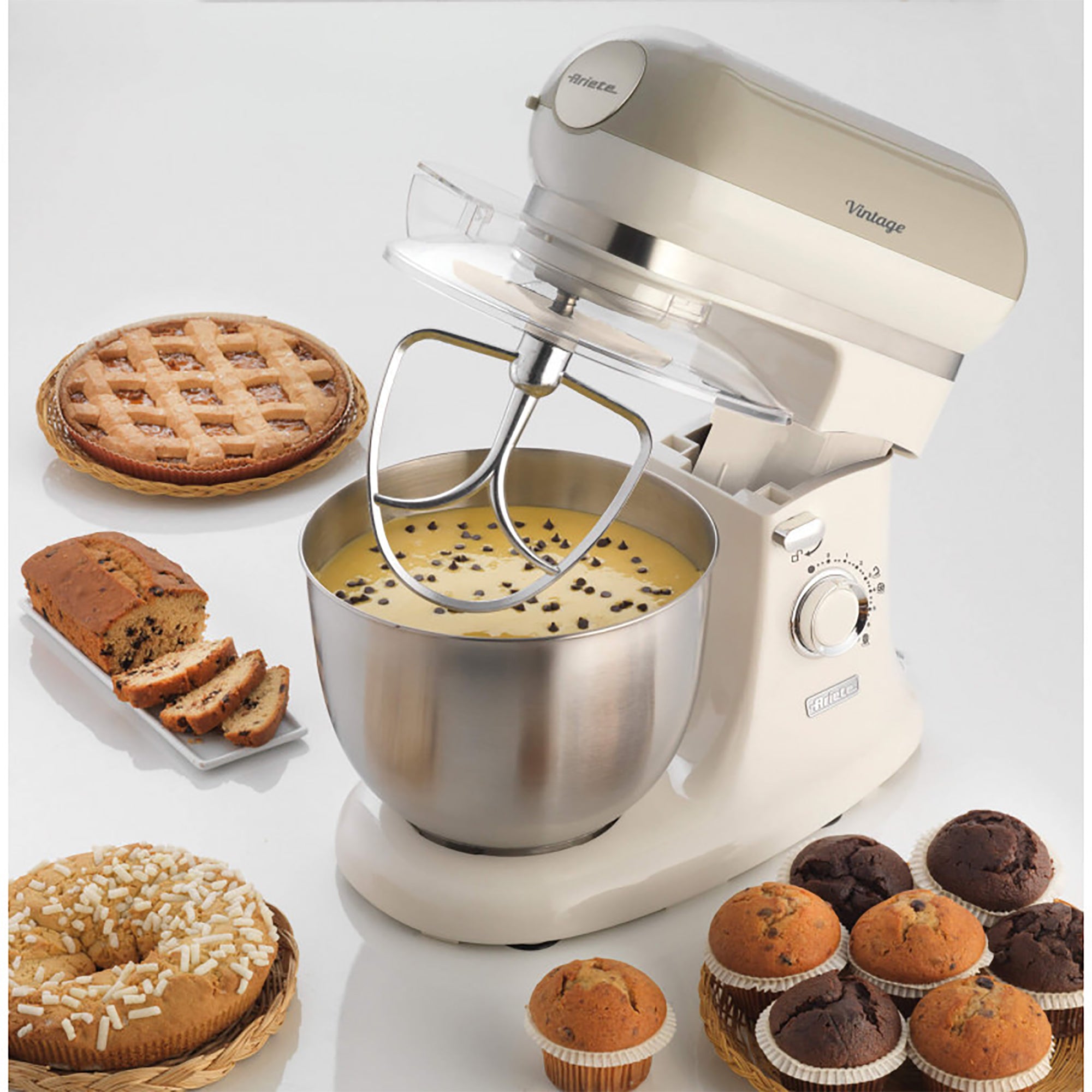 Ariete Vintage Stand Mixer in Cream - AR8803