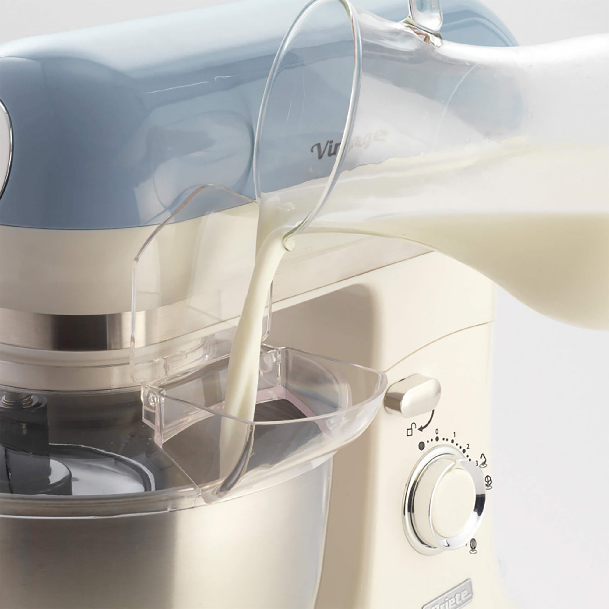 Ariete Vintage Stand Mixer in Blue - AR8805
