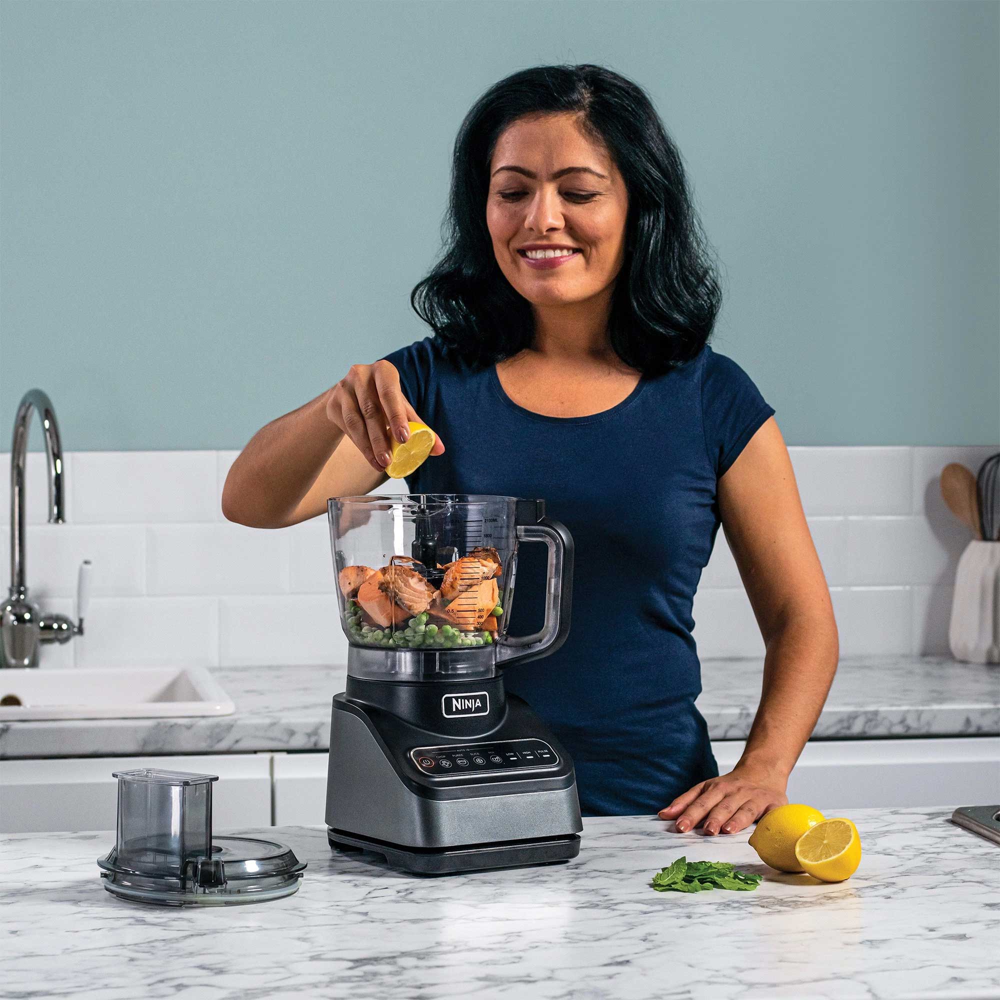 Ninja Food Processor with Auto-IQ Technology – Silver | BN650UK