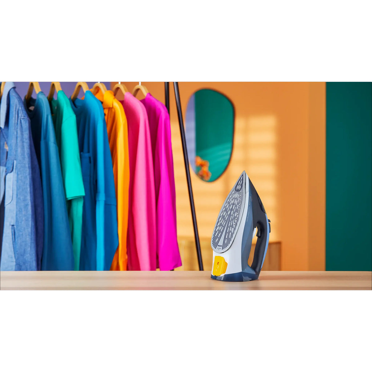 Philips 7000 Series Steam Iron – Louros/Cotton Blue - DST7020_20