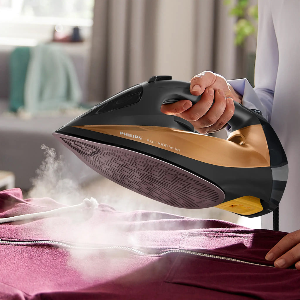 Philips 7000 Series Steam Iron – Black & Gold - DST7040_80