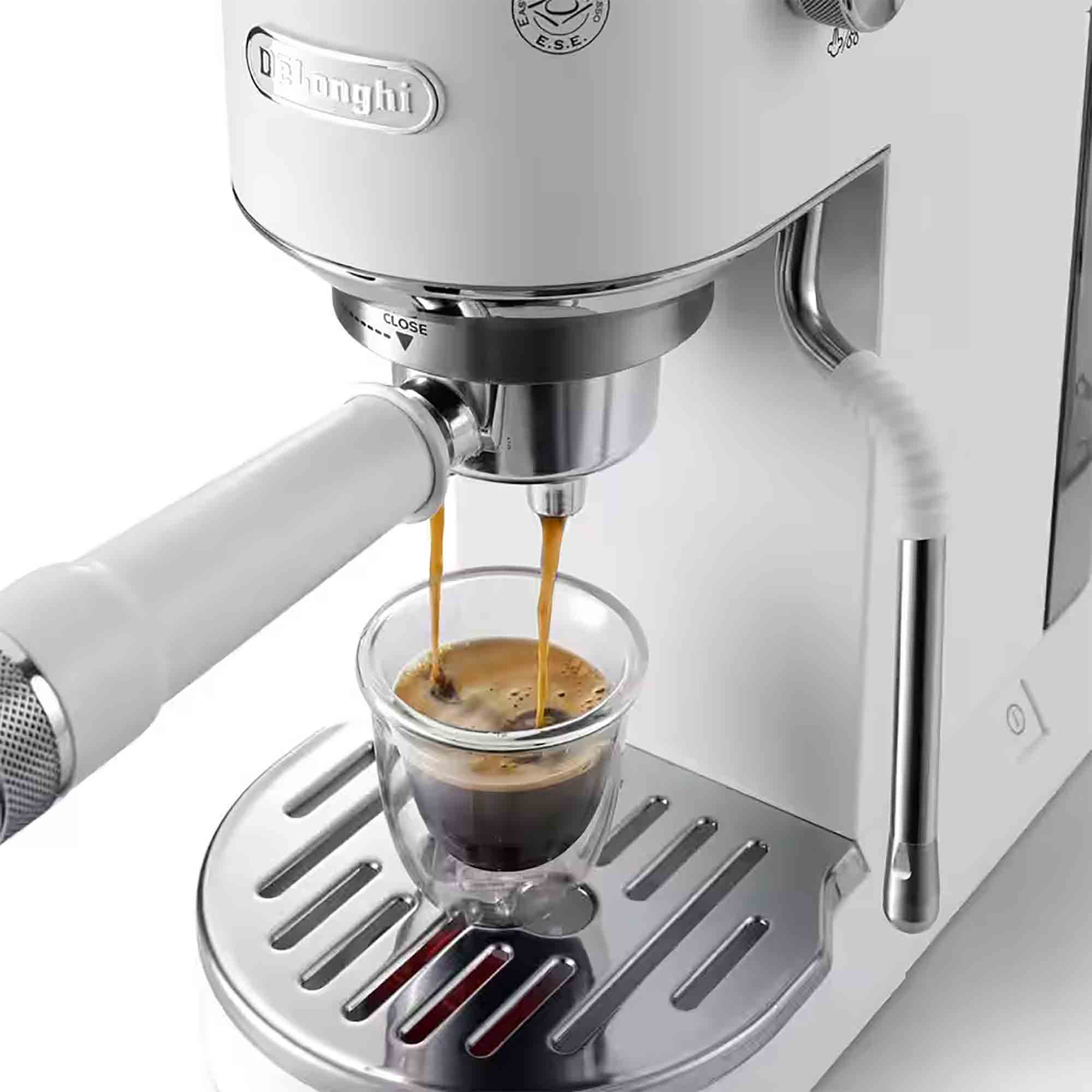 Delonghi EC890WI Dedica Duo Espresso Machine with Advanced Milk Steam Wand & Cold Brew Option in White