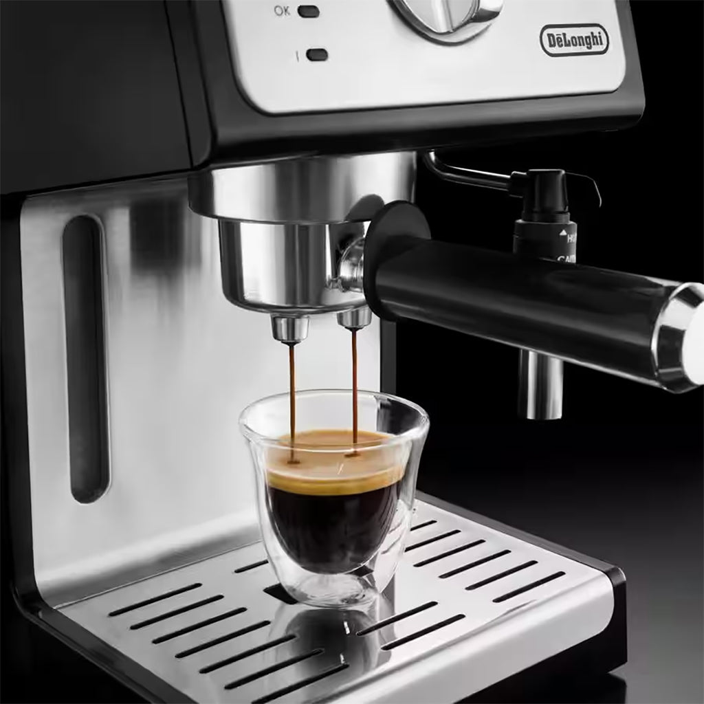 DeLonghi ECP3531 Compact Manual Espresso Coffee Machine – Black and Silver