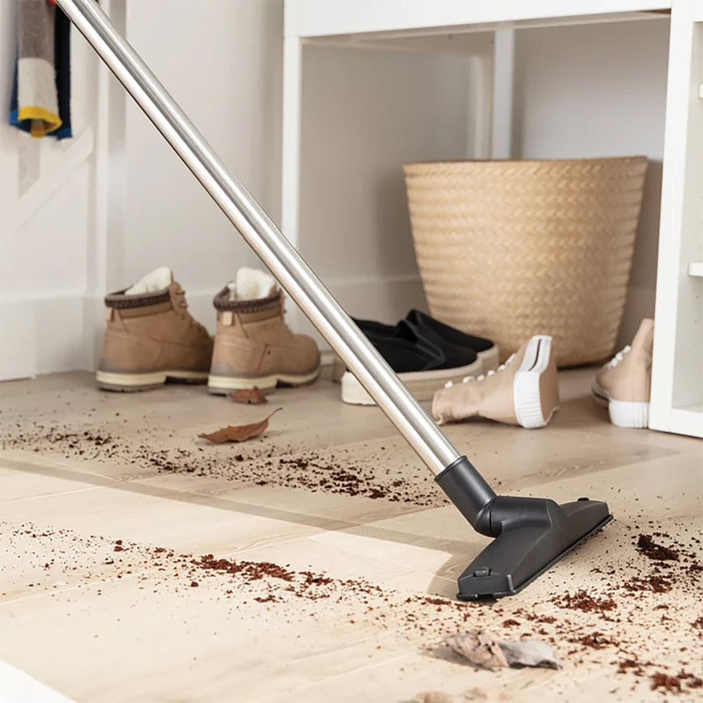 Ewbank WDV15 Wet & Dry Cylinder Vacuum Cleaner - Black (EW5015)