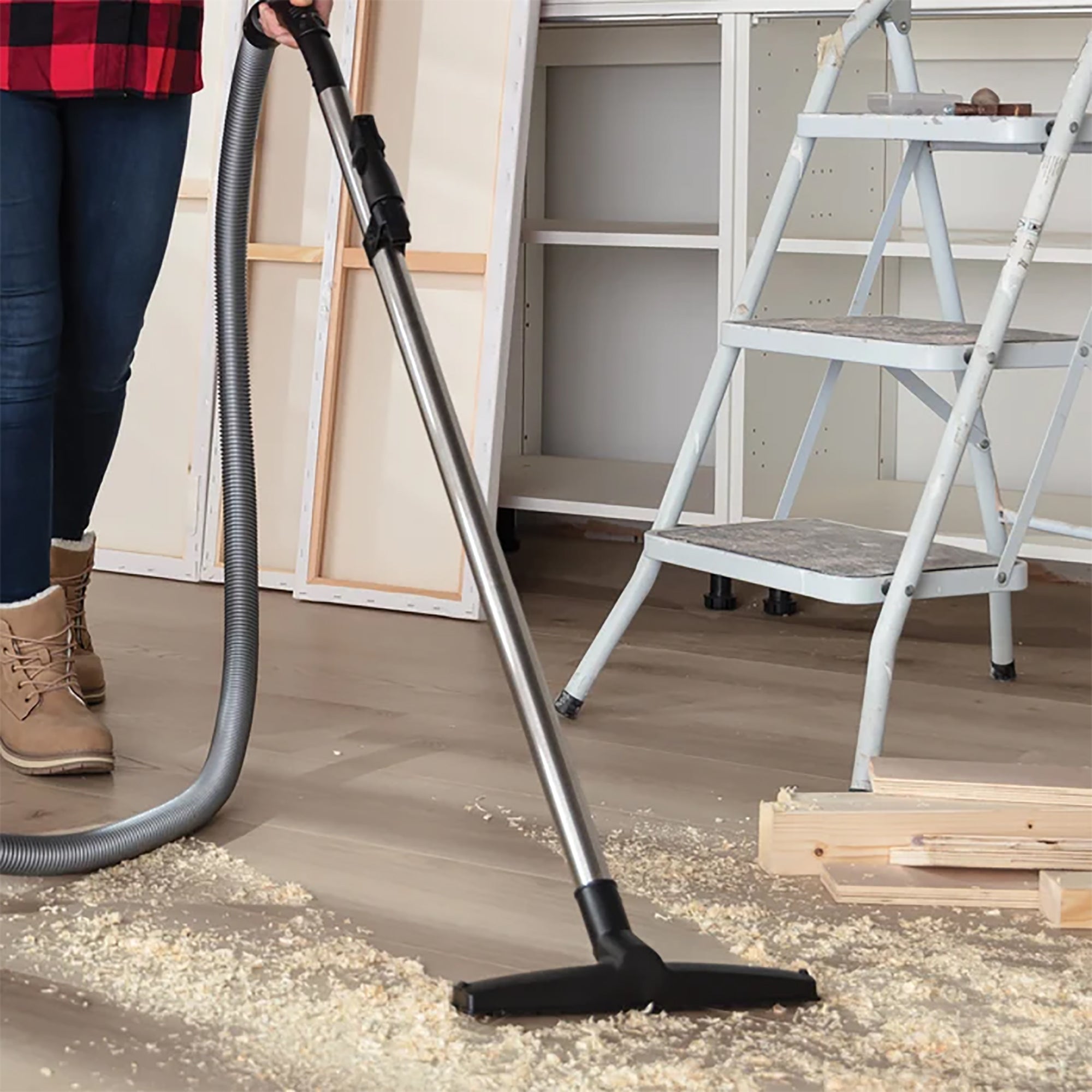 Ewbank WDV15 Wet & Dry Cylinder Vacuum Cleaner - Black (EW5015)
