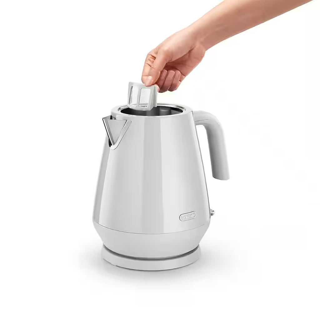 Delonghi Eclettica 1.7L Kettle in White - KBY3001W