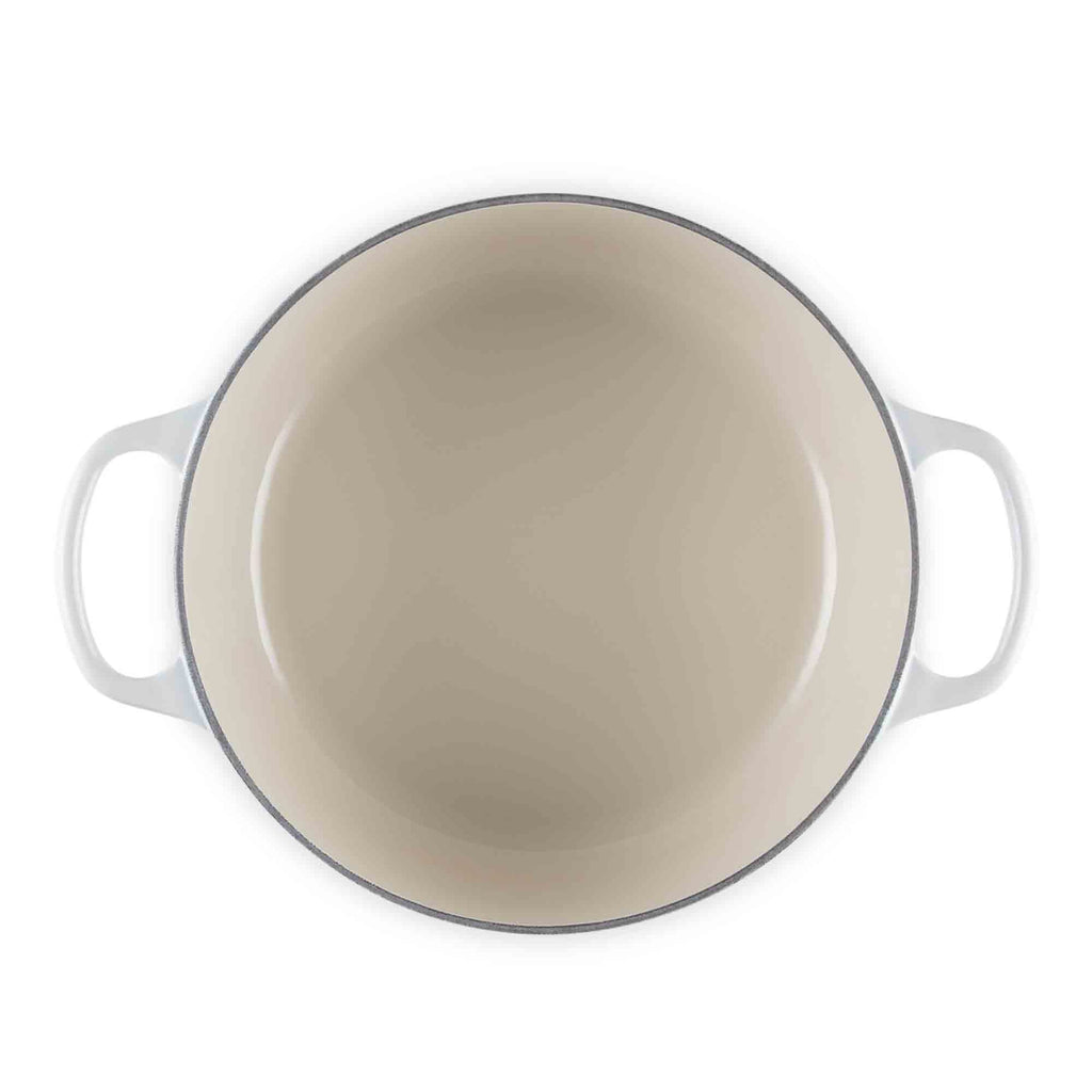 Le Creuset meringue casserole with handles