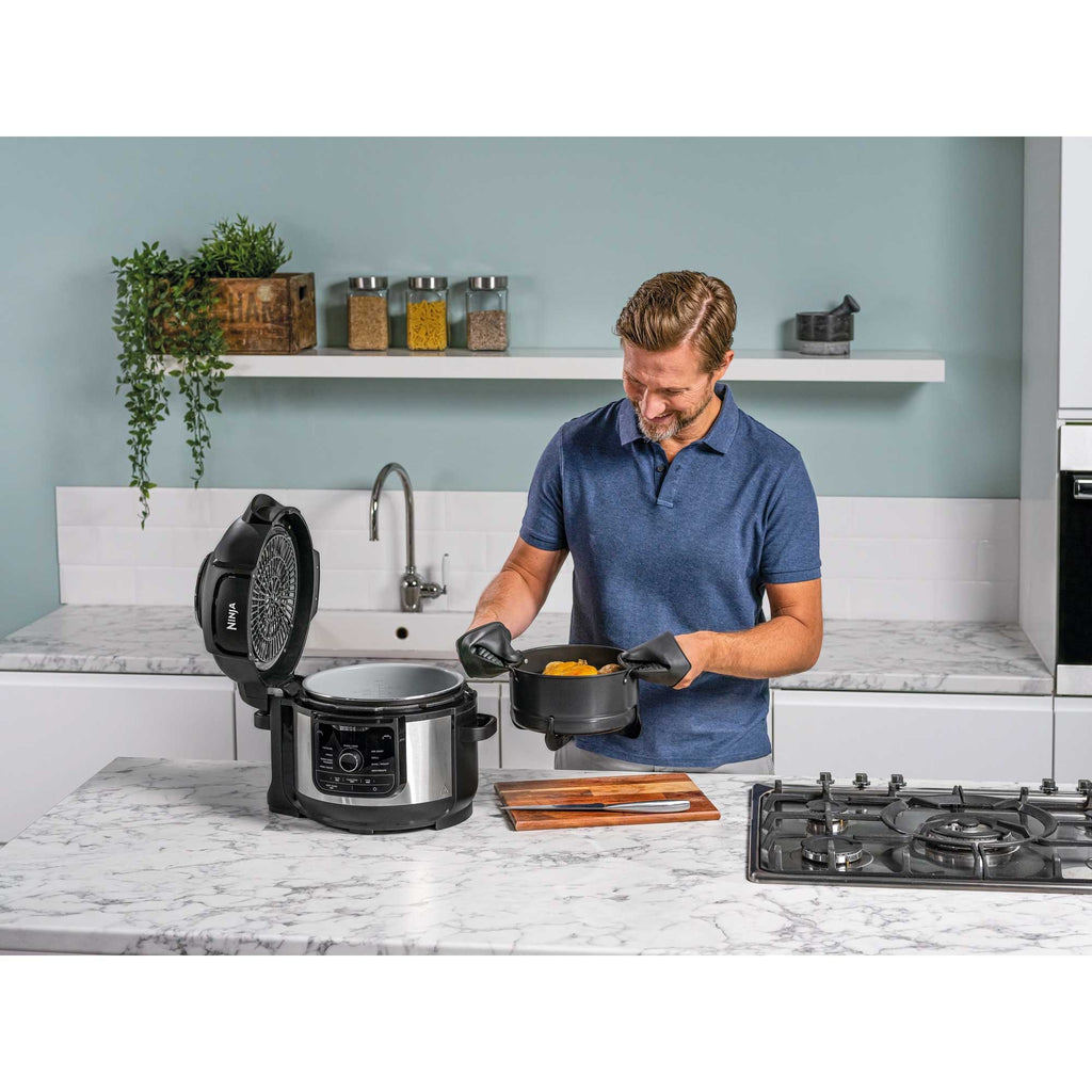 Ninja Foodi 9-in-1 Multi-Cooker 6L – Black & Silver | OP350UK