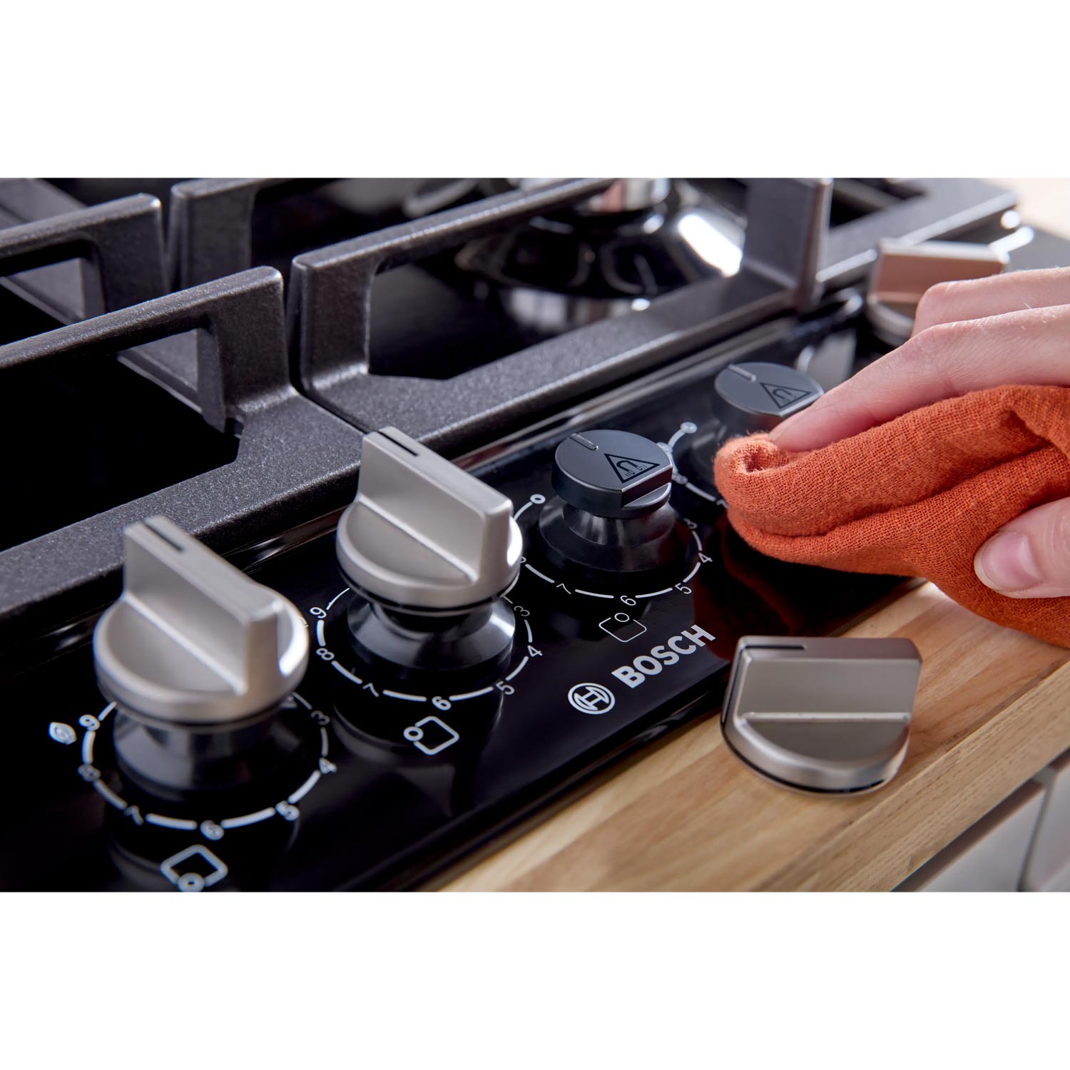 Bosch PCP6A6I90 4 Burner Built In Gas Hob with Rotary Controls, Black Enamel with Cast Iron Pan Supports