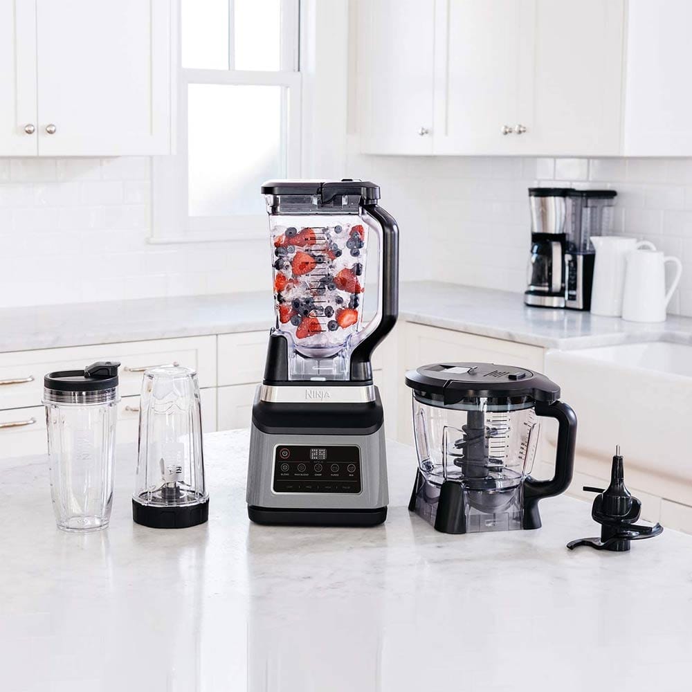 Ninja 3-in-1 Food Processor with Auto-iQ BN800UK image 1