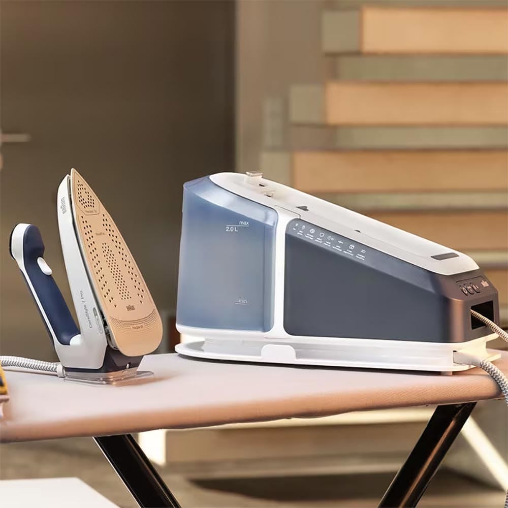 Braun CareStyle 7 Pro Steam Generator Iron in Blue - IS7282 image 2