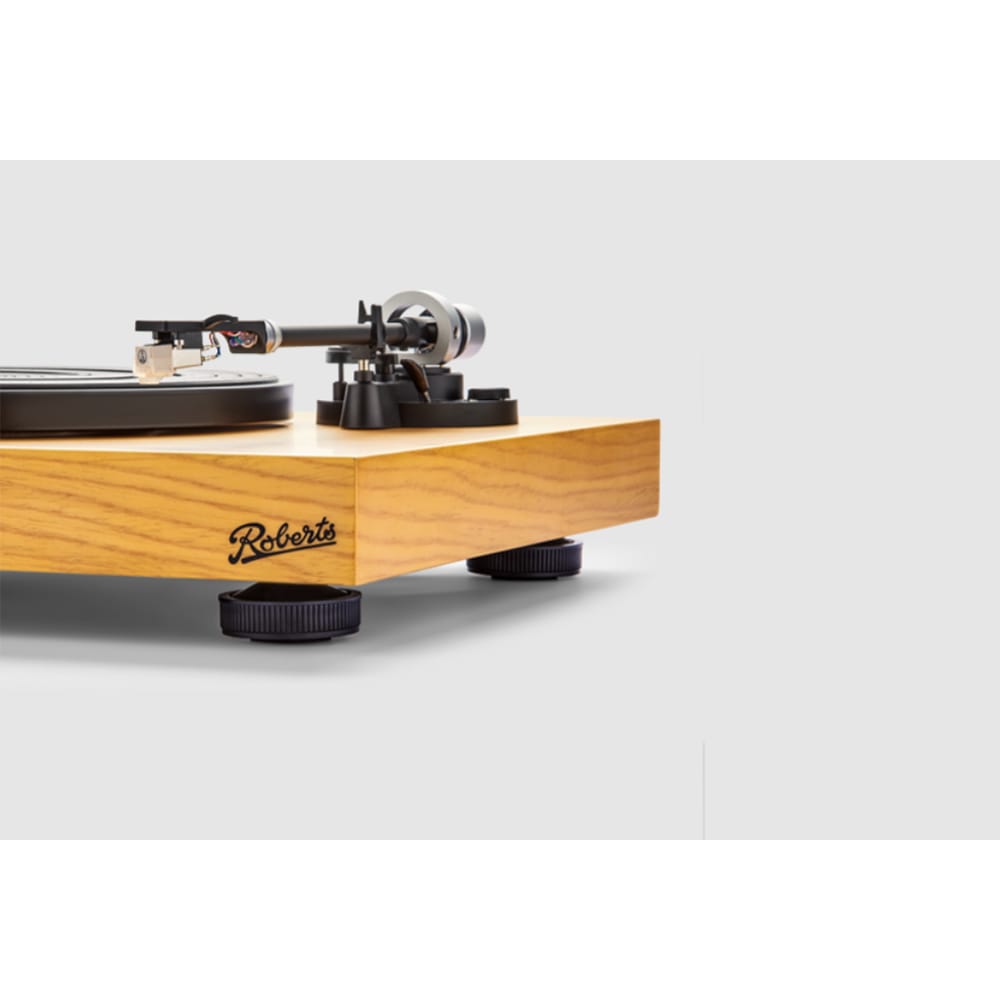 Roberts Radio STYLUS Turntable with USB Connection in Light Oak image 3