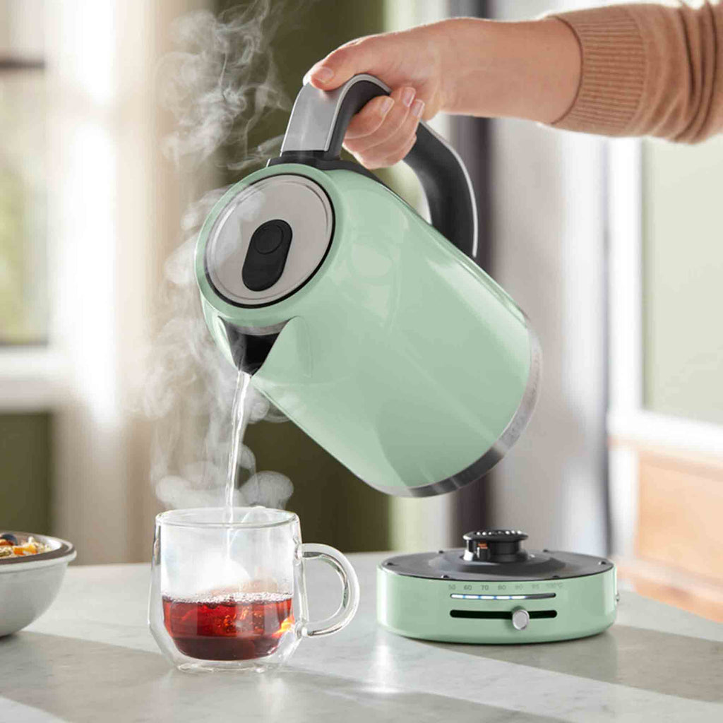 KitchenAid 1.7L Variable Temperature Kettle in Pistachio 5KEK1701BPT image 4