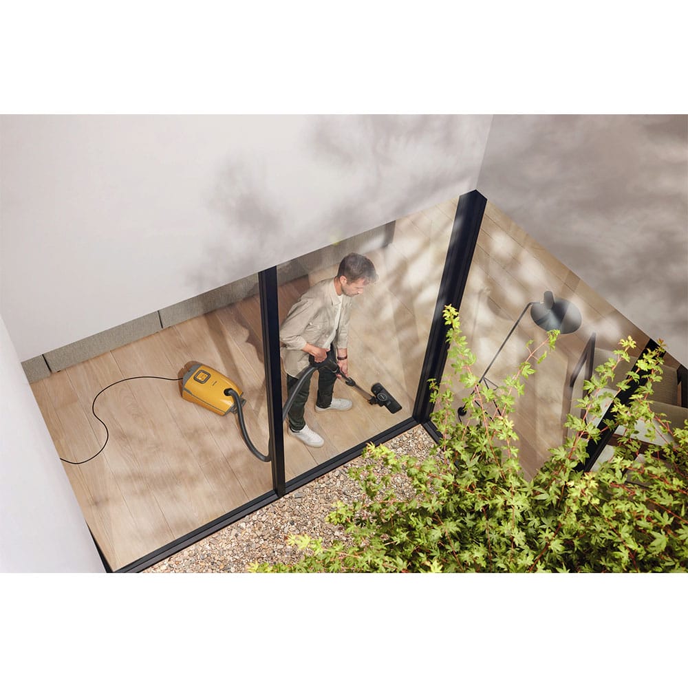 Miele Guard L1 Flex Cylinder Vacuum Cleaner - Sunset Yellow image 3