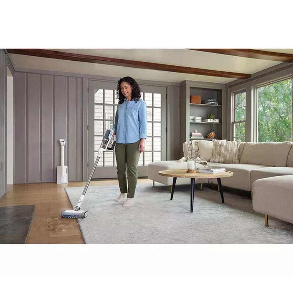 Shark Cordless Stick Vacuum with Auto Empty System BU3521UK image 4