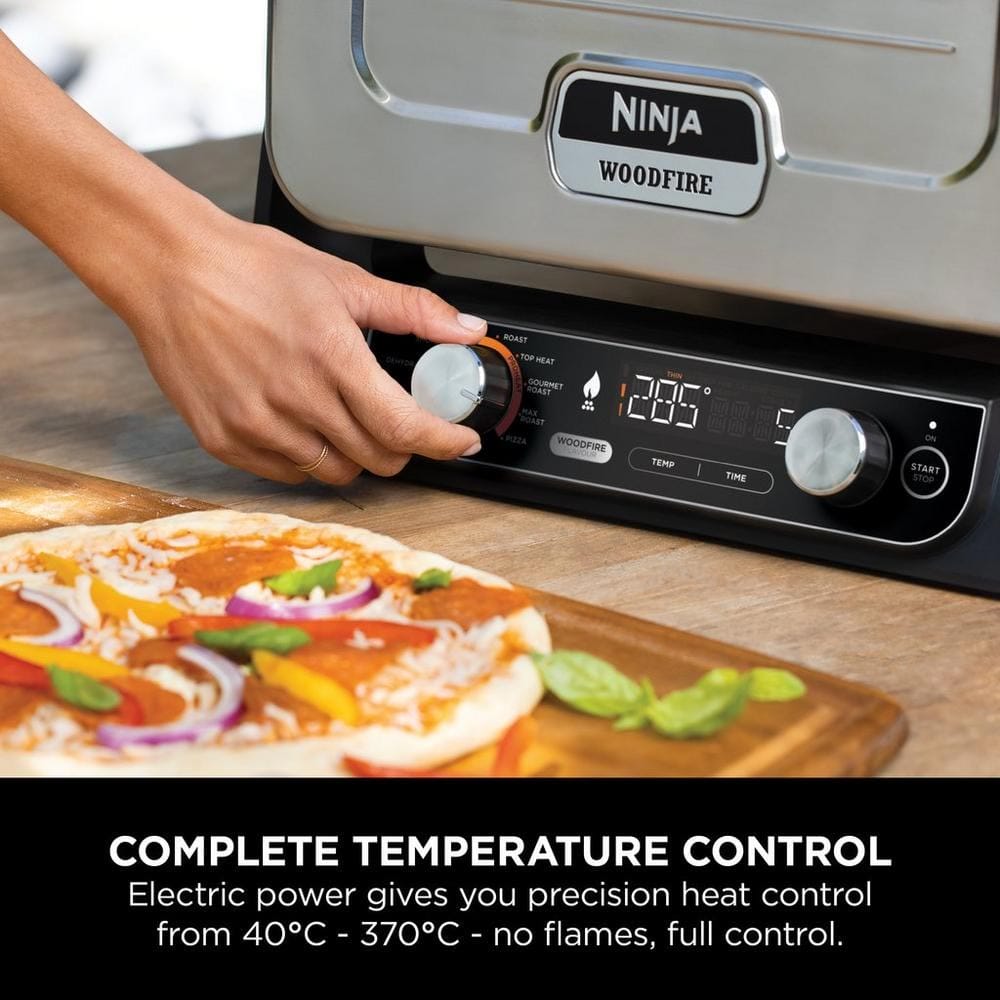 Ninja Woodfire Electric Outdoor Oven, Artisan Pizza Maker and BBQ Smoker OO101UK image 7